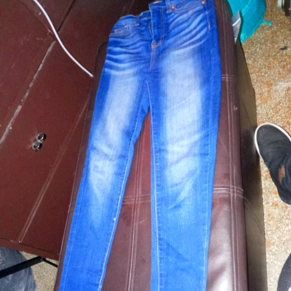 No Boundaries high-rise skinny jeans